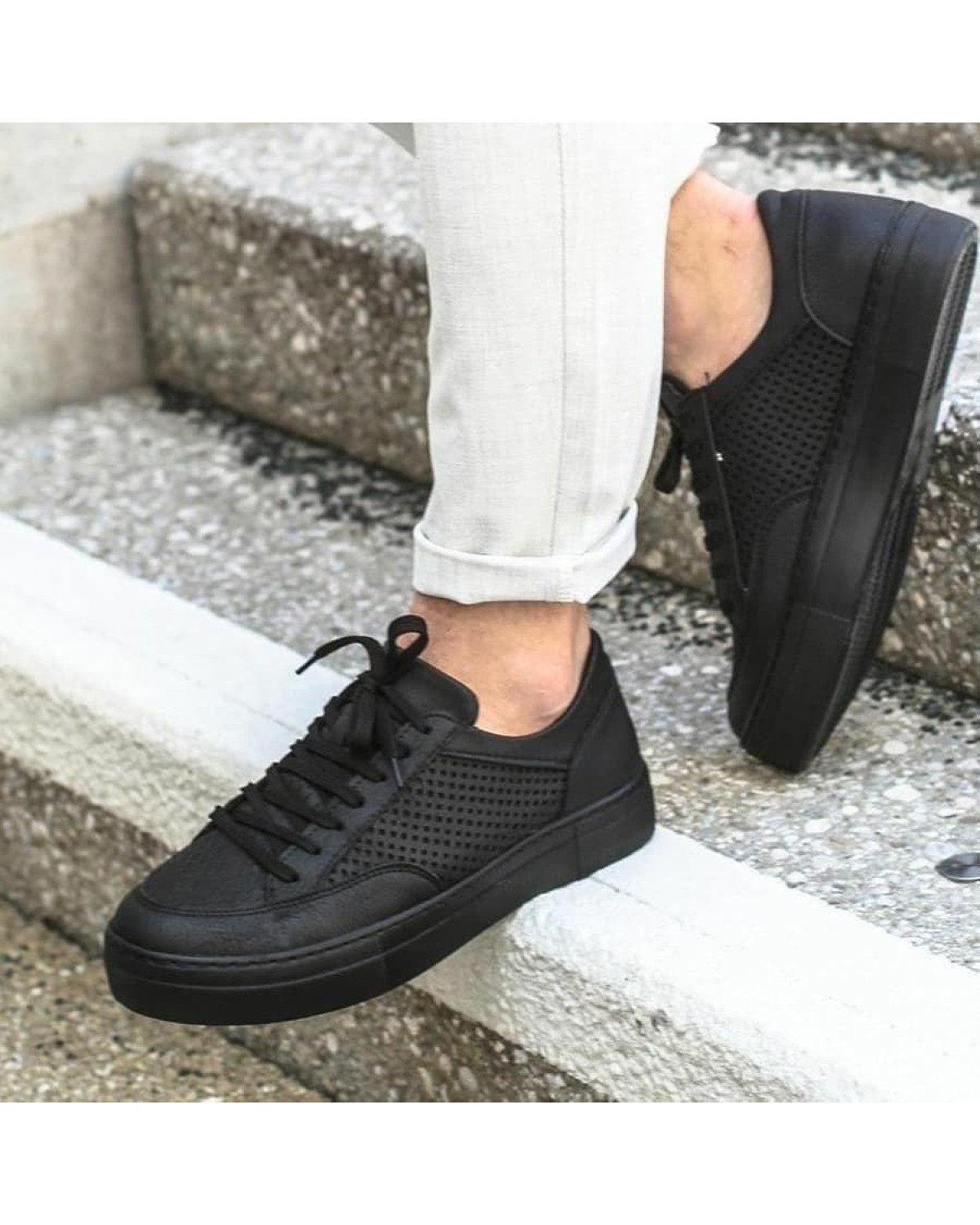 Кросівки чоловічі чорні ch55