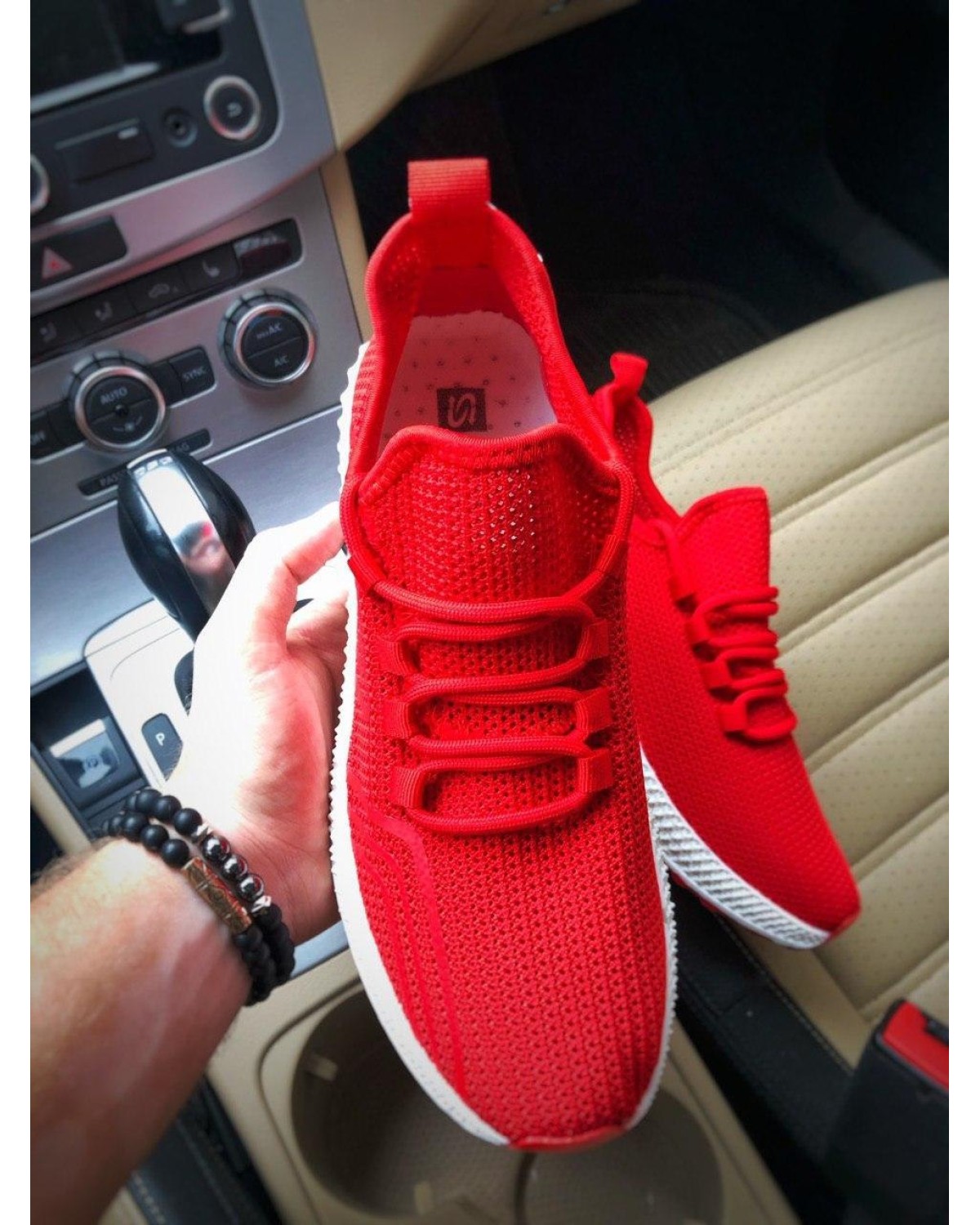 Кросівки чоловічі червоні з білою підошвою kmb2