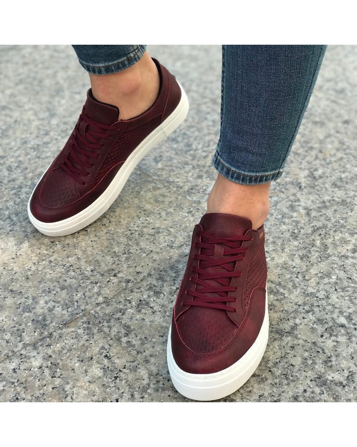 Кросівки чоловічі коричневі з білою підошвою ch2