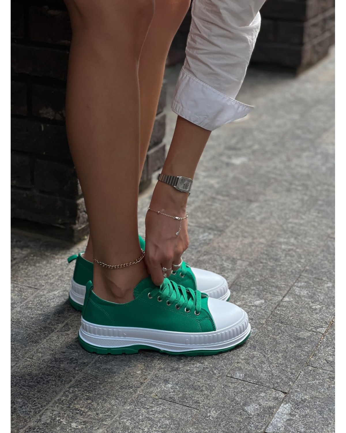 Жіночі кеди зелені з білою підошвою AM10080