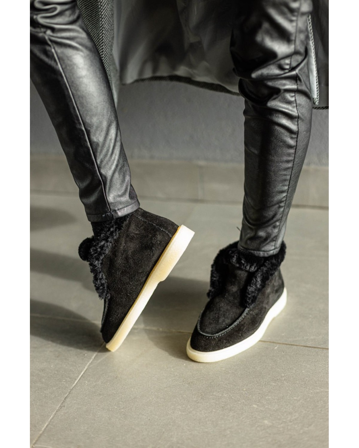 Боти жіночі чорні AM10130