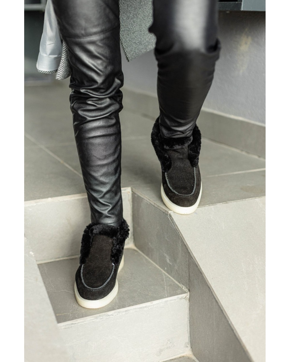 Боти жіночі чорні AM10130